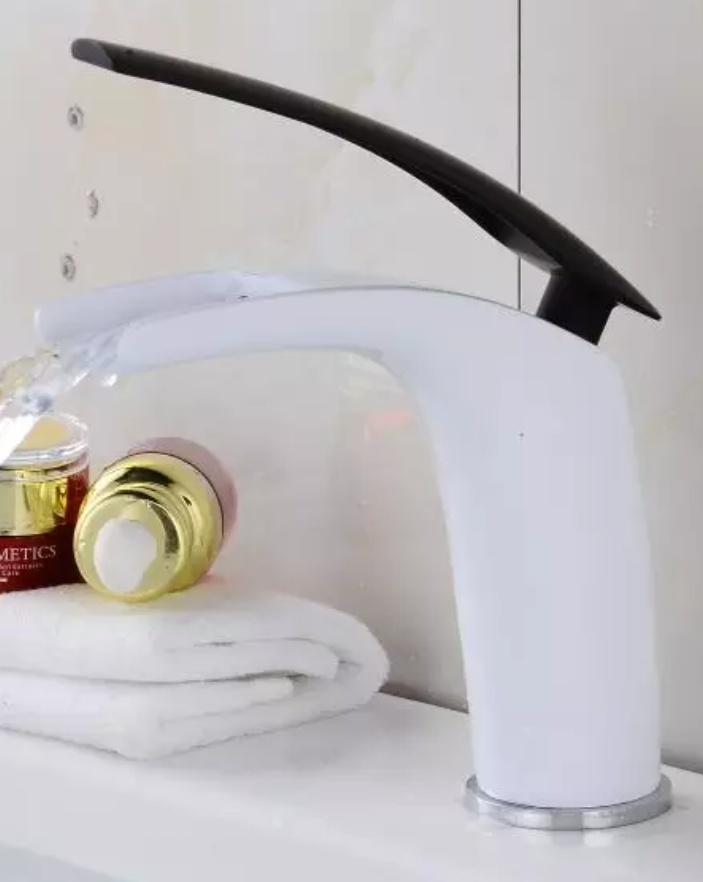 Beyaz Lavabo Bataryası B124